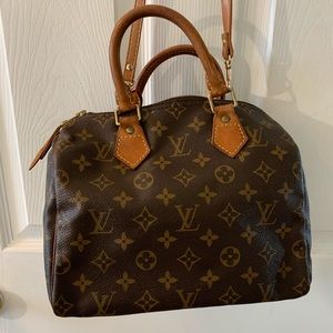 Speedy 25 with key, lock and strap